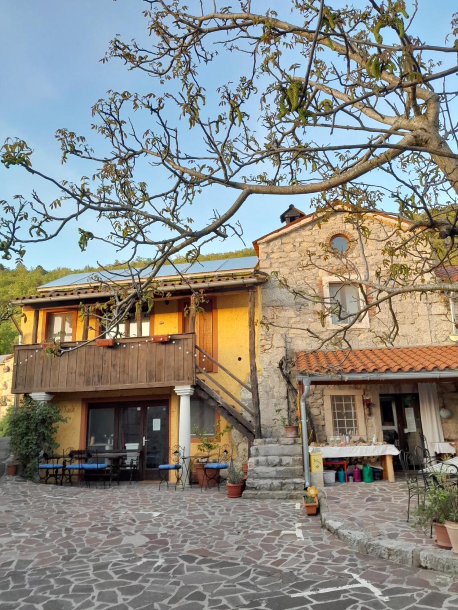 Hostel Xaxid Črni Kal Kültér fotó