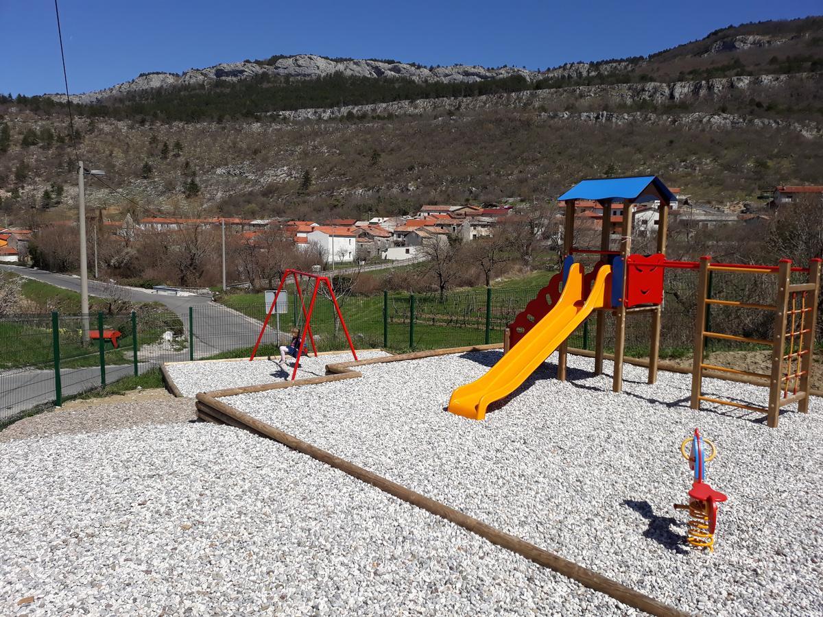 Hostel Xaxid Črni Kal Kültér fotó